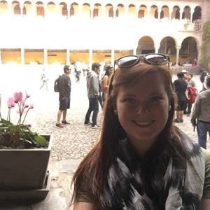 Meet your Posher, Emily